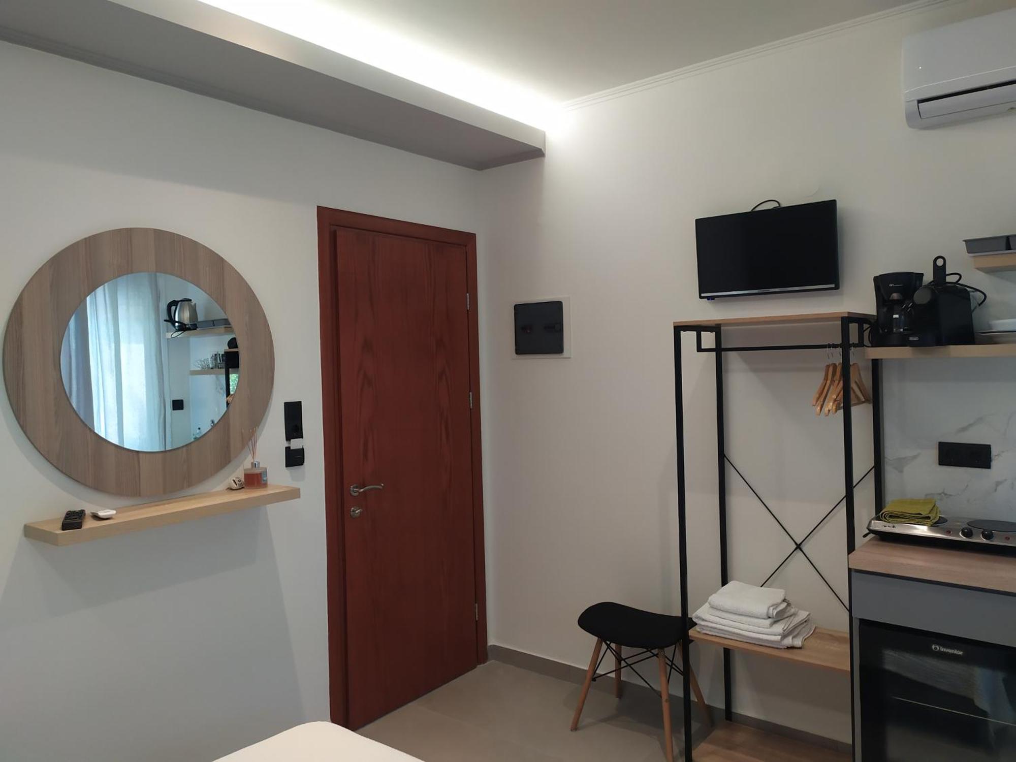 Studios Periklis Тасос Экстерьер фото